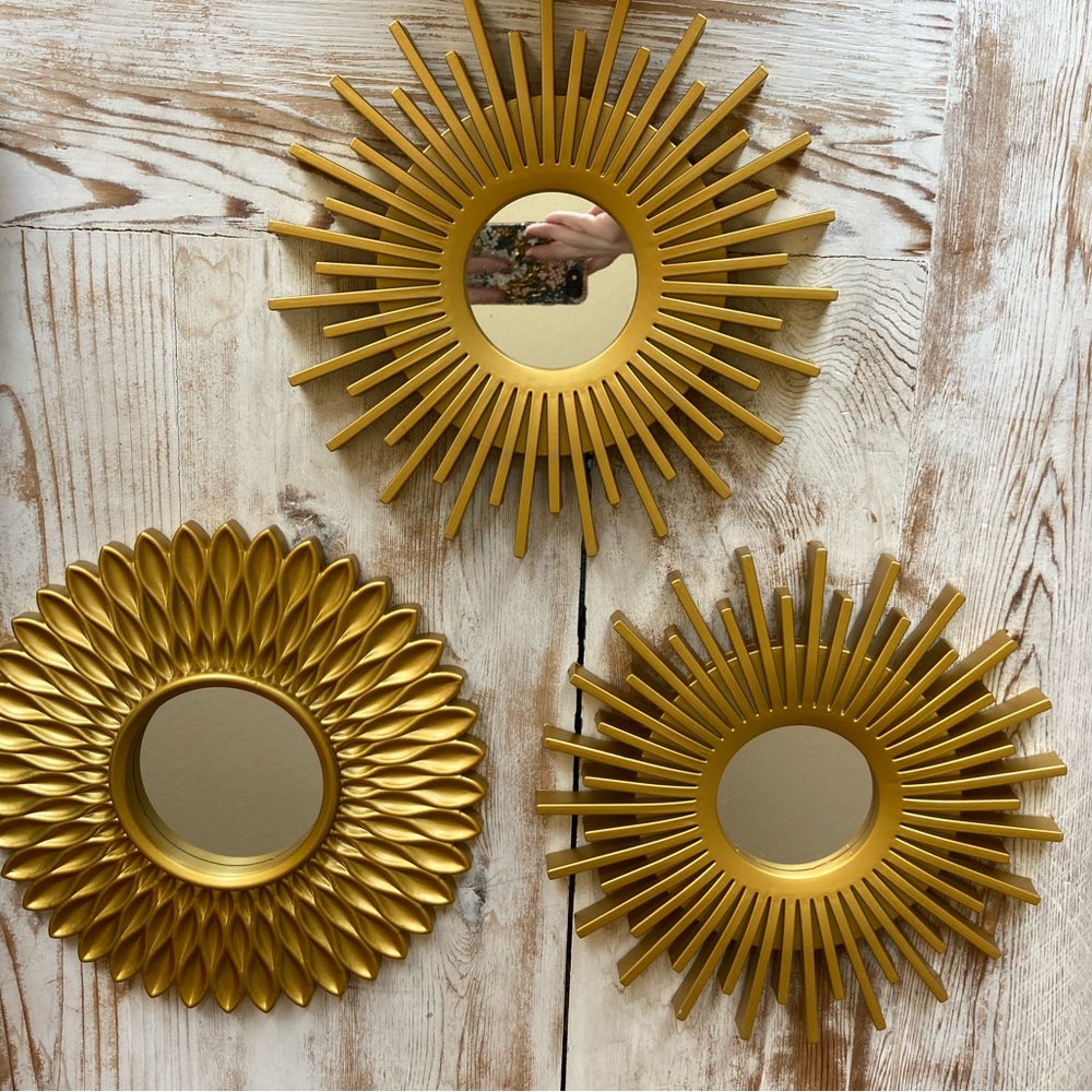 3 small decorative mirrors